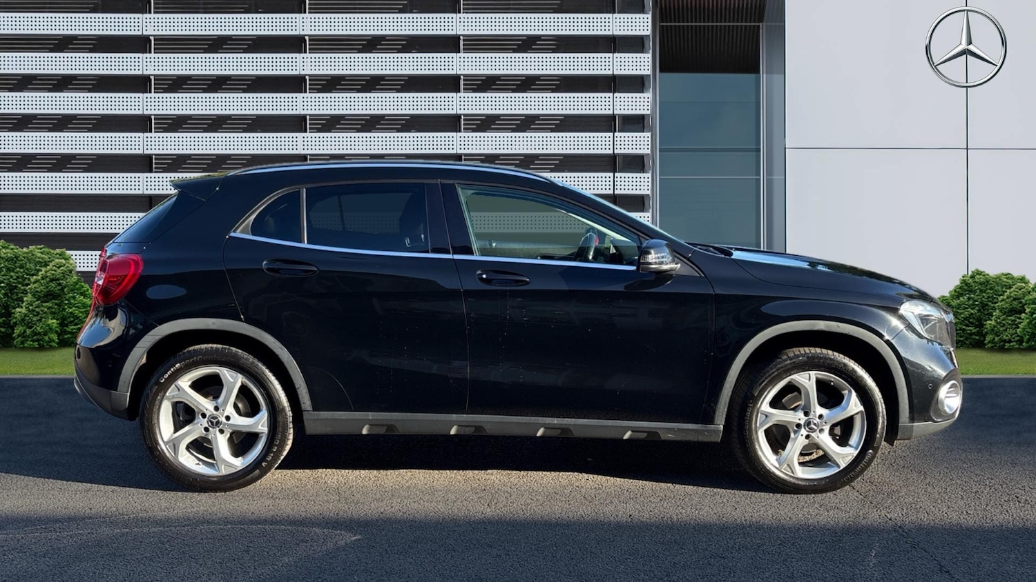 Used Mercedes-Benz GLA 2018 for sale - 76362850: Photo 5