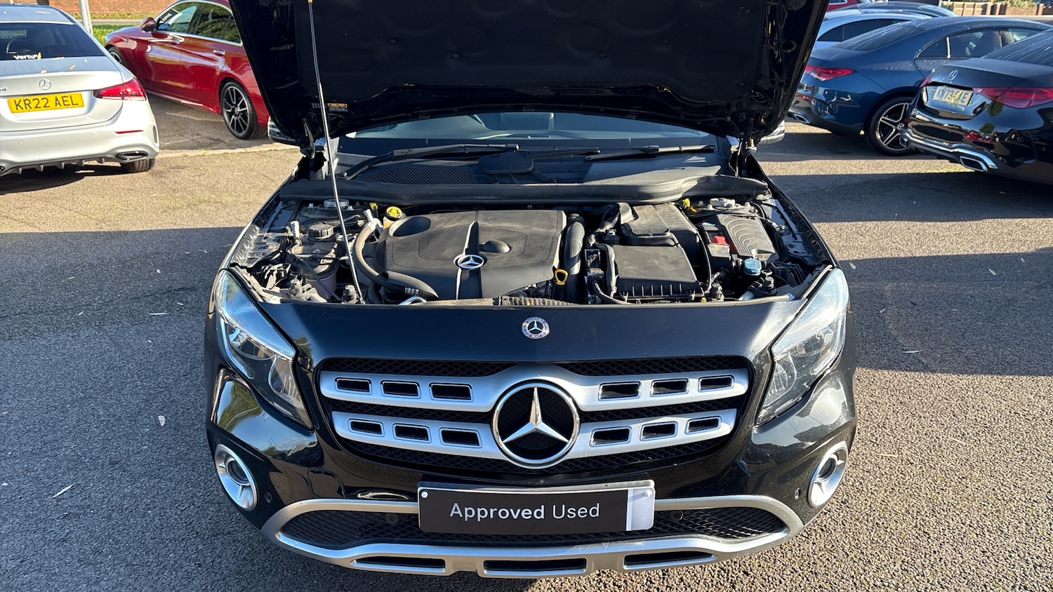 Used Mercedes-Benz GLA 2018 for sale - 76362850: Photo 8