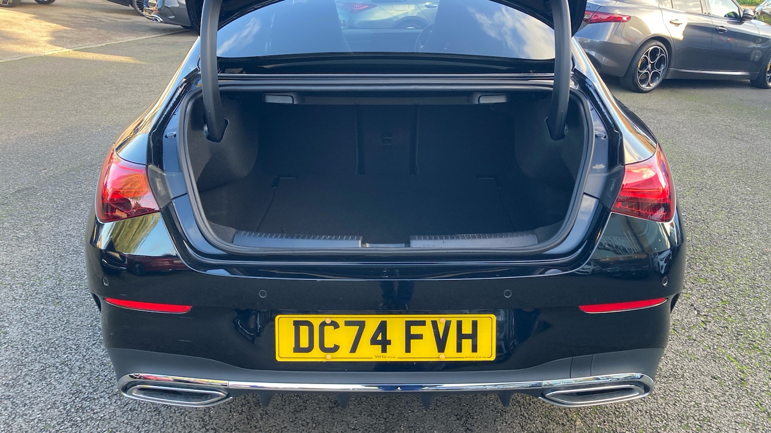 Used Mercedes-Benz CLA 2024 for sale - 76946738: Photo 4