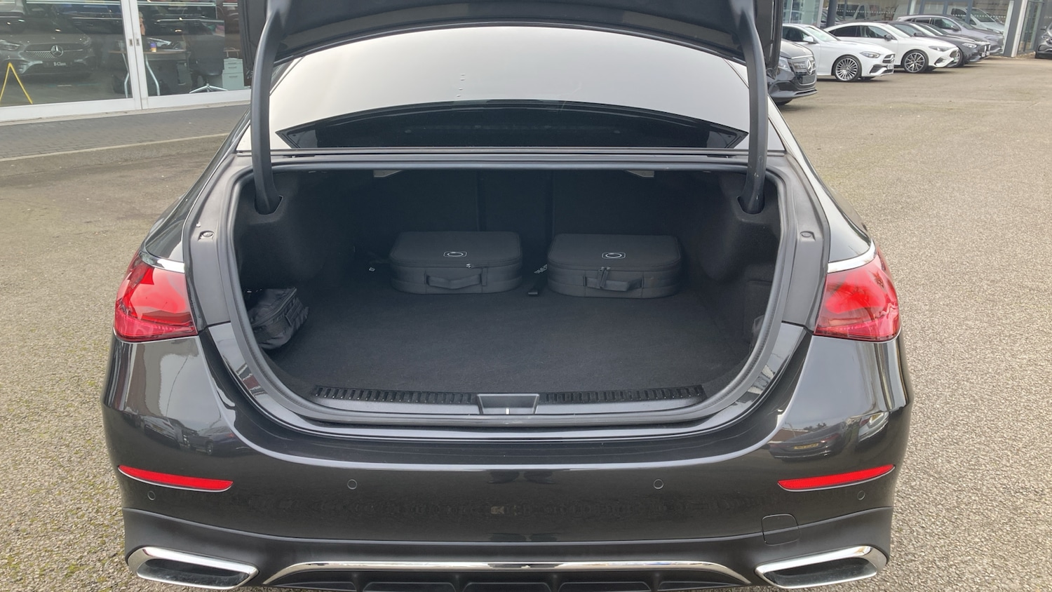 Used Mercedes-Benz E Class 2024 for sale - 77591287: Photo 4