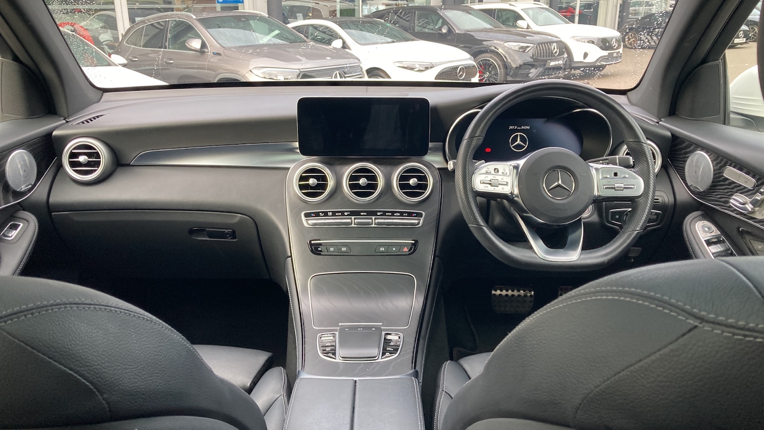 Used Mercedes-Benz GLC 2020 for sale - 76143067: Photo 10