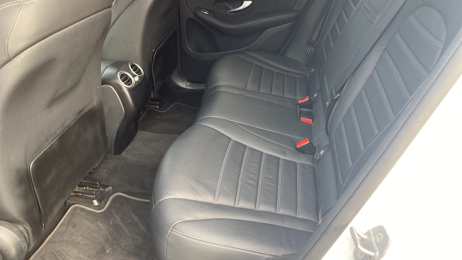 Used Mercedes-Benz GLC 2020 for sale - 76143067: Photo 16