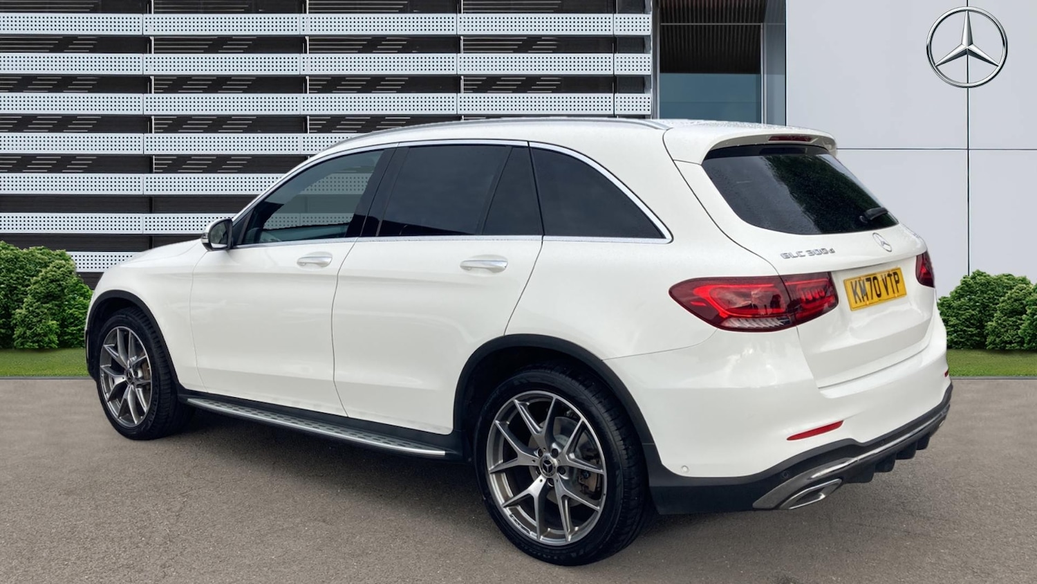 Used Mercedes-Benz GLC 2020 for sale - 76143067: Photo 2