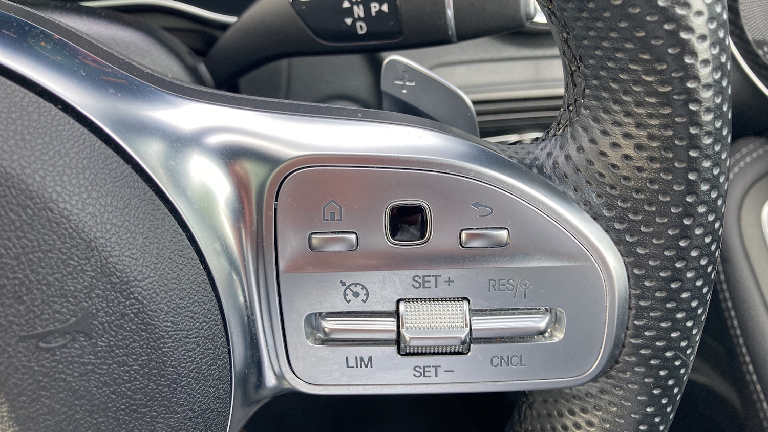 Used Mercedes-Benz GLC 2020 for sale - 76143067: Photo 22