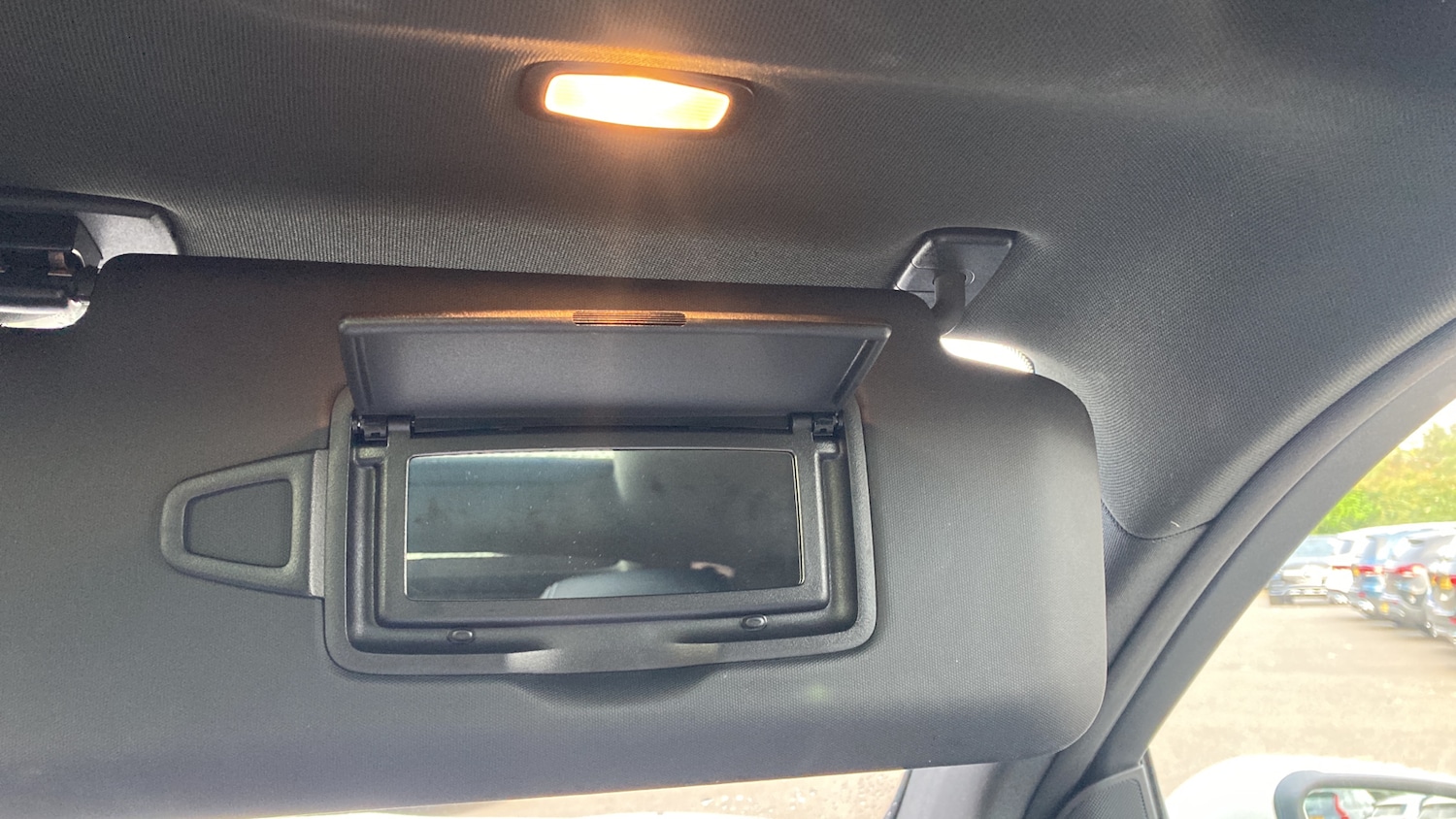 Used Mercedes-Benz GLC 2020 for sale - 76143067: Photo 42