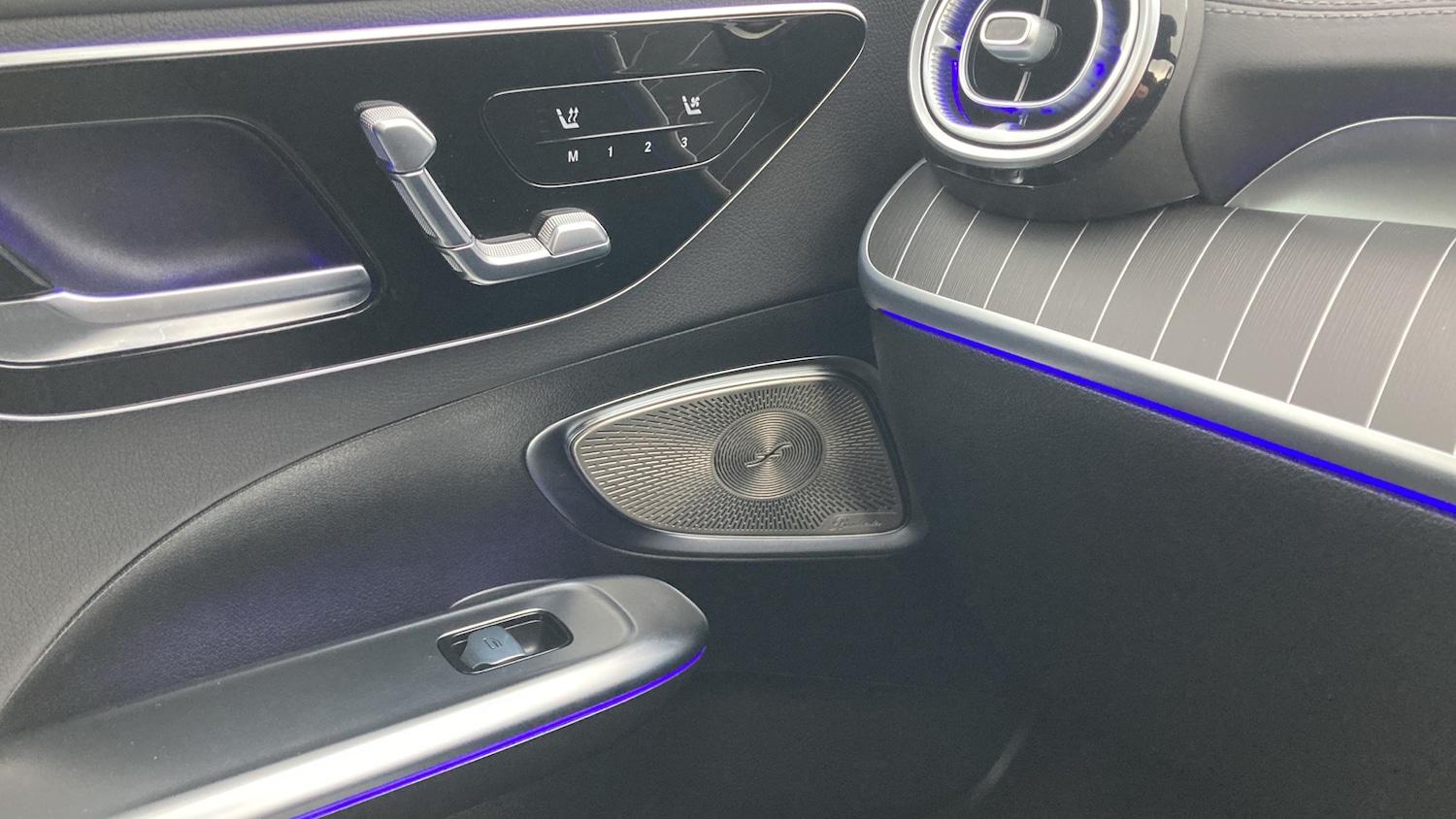 Used Mercedes-Benz C Class 2025 for sale - 77046182: Photo 36