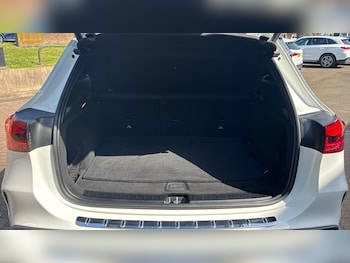 Used Mercedes-Benz GLA 2024 for sale - 78250757: Photo