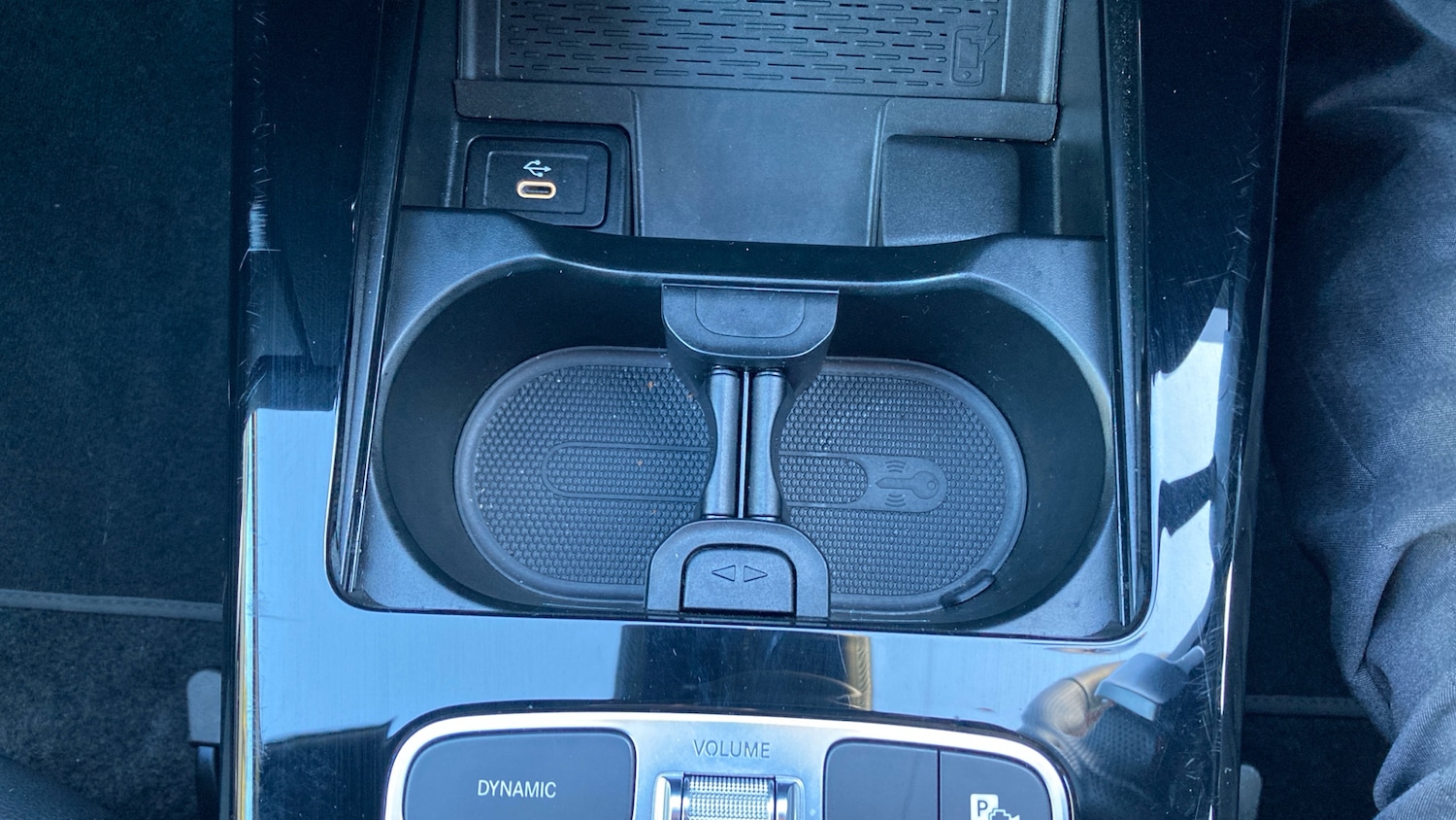 Used Mercedes-Benz CLA 2024 for sale - 76722731: Photo 24