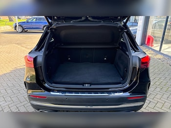 Used Mercedes-Benz GLA 2023 for sale - 77716030: Photo