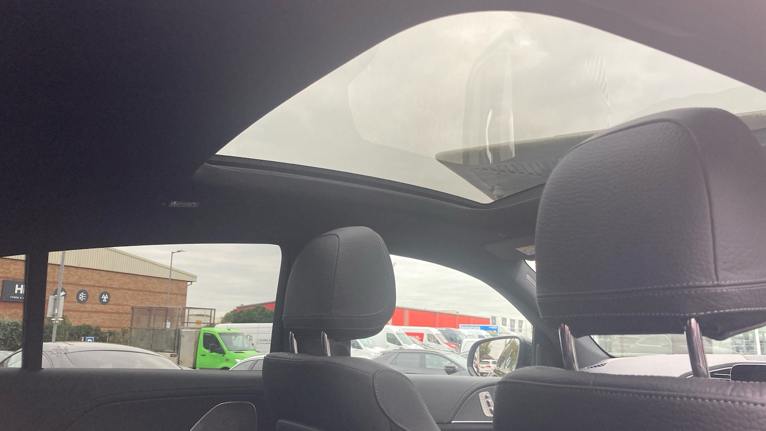 Used Mercedes-Benz GLE 2025 for sale - 76508041: Photo 35