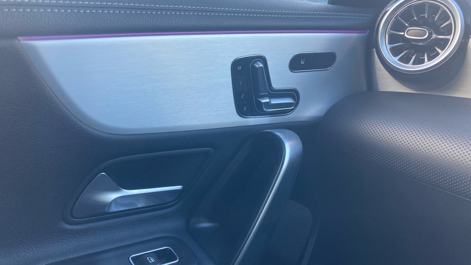 Used Mercedes-Benz CLA 2024 for sale - 76627810: Photo 42