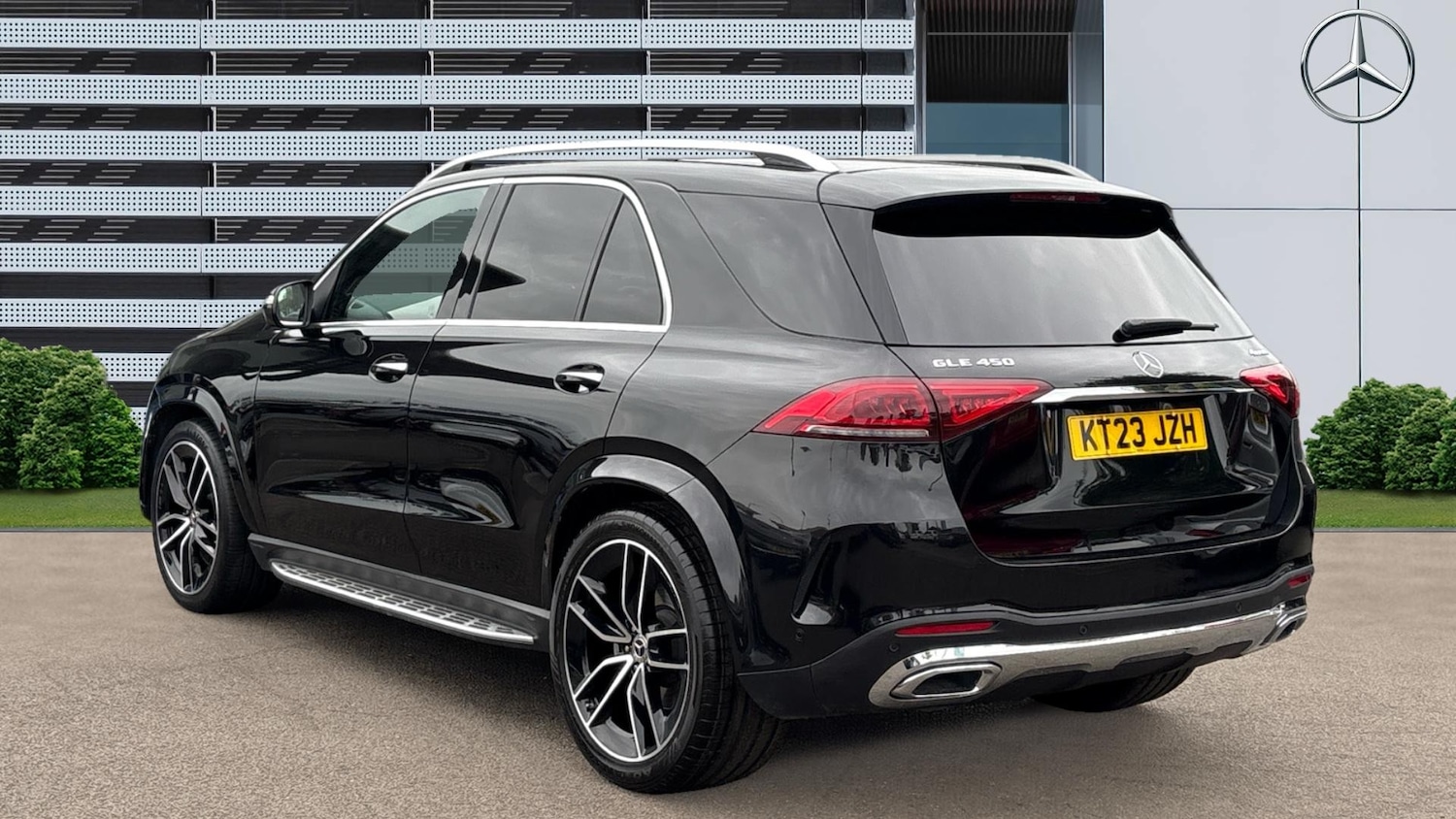 Used Mercedes-Benz GLE 2023 for sale - 77128067: Photo 2