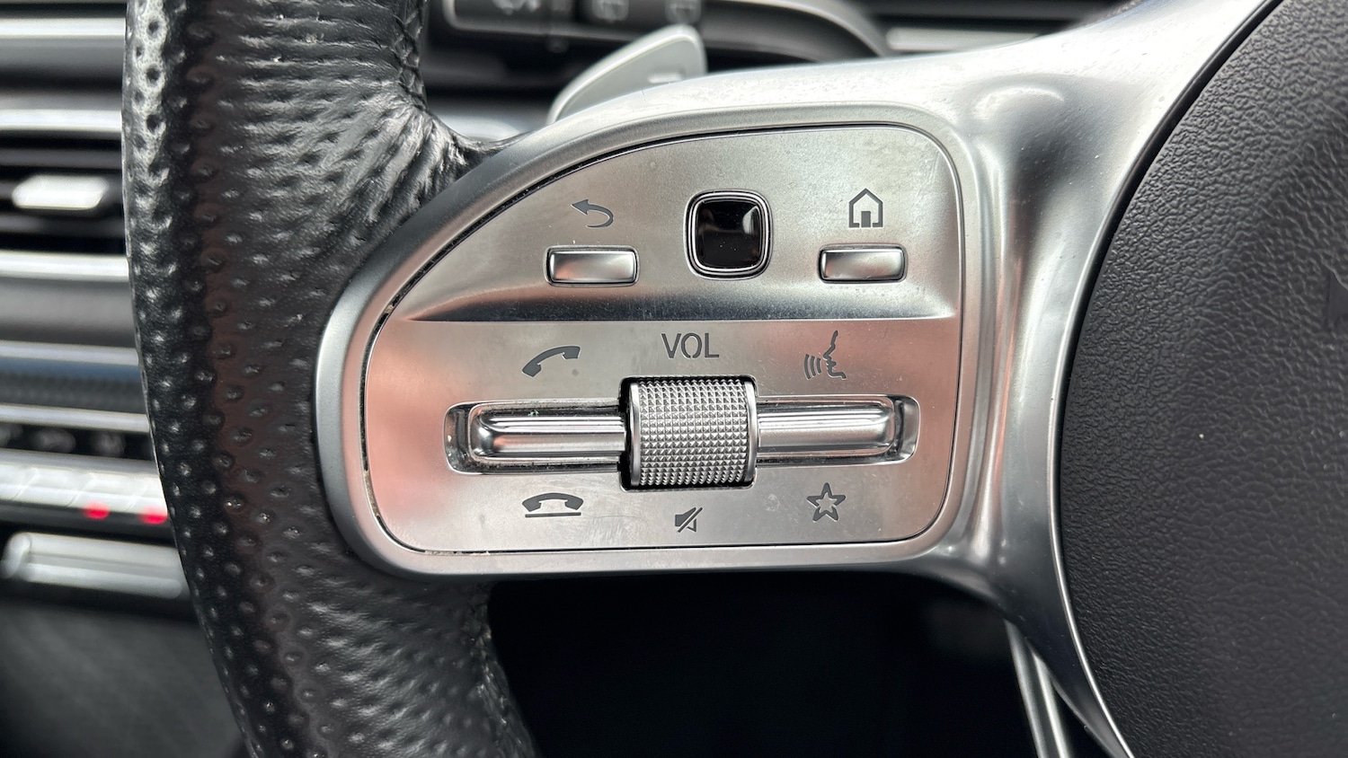 Used Mercedes-Benz GLE 2023 for sale - 77128067: Photo 29