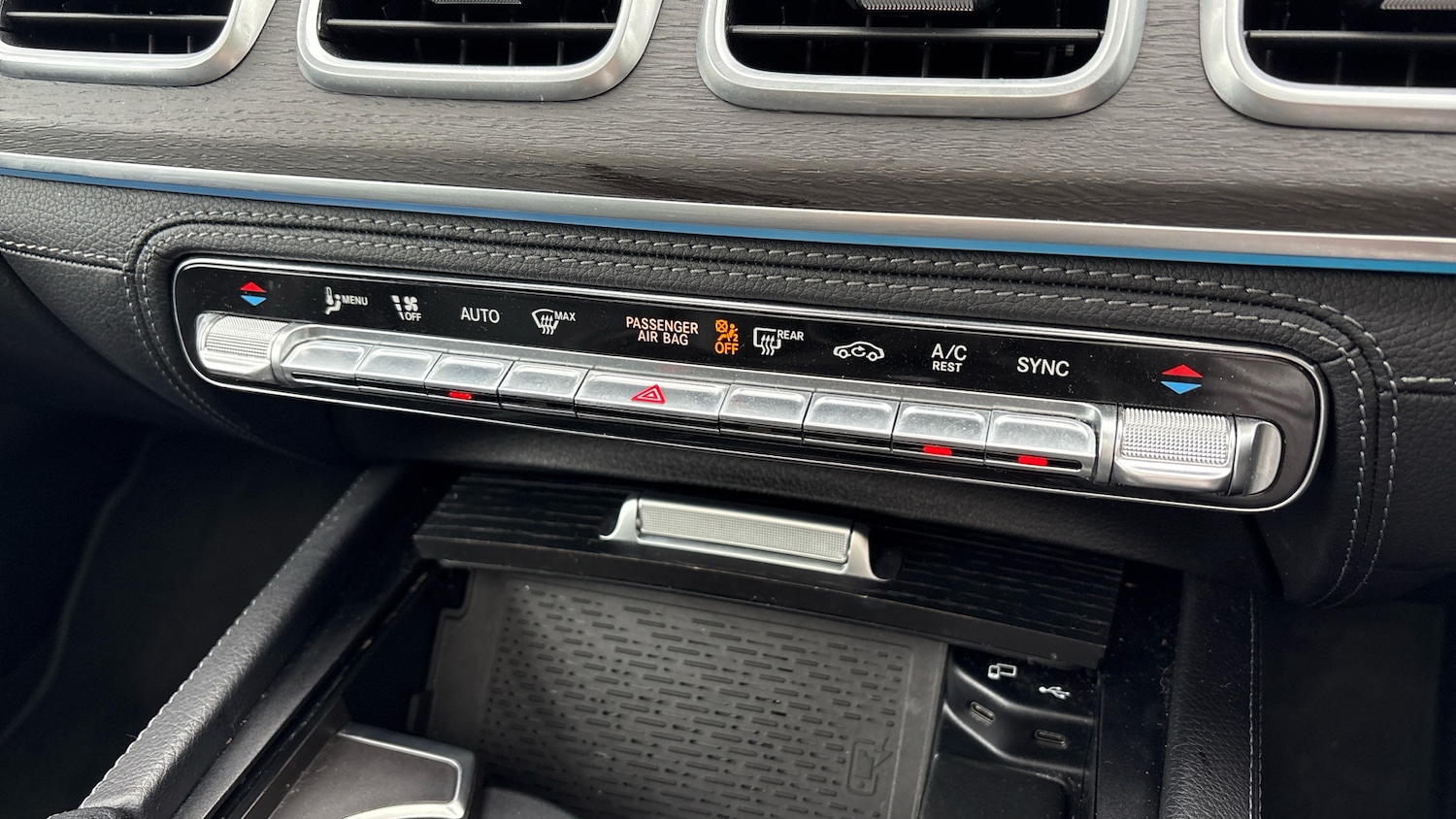 Used Mercedes-Benz GLE 2023 for sale - 77128067: Photo 39