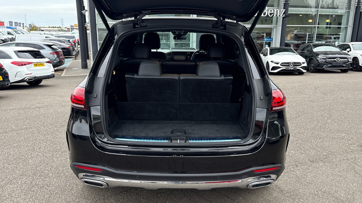 Used Mercedes-Benz GLE 2023 for sale - 77128067: Photo 4