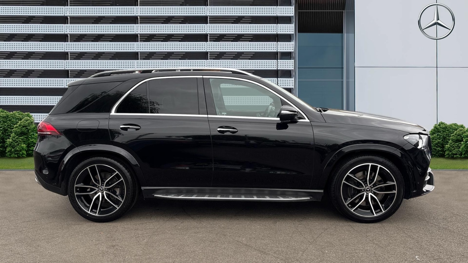 Used Mercedes-Benz GLE 2023 for sale - 77128067: Photo 5