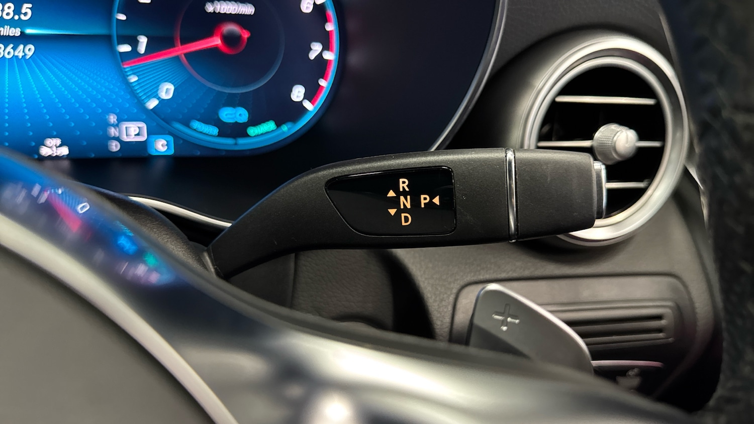 Used Mercedes-Benz GLC 2023 for sale - 76554904: Photo 13