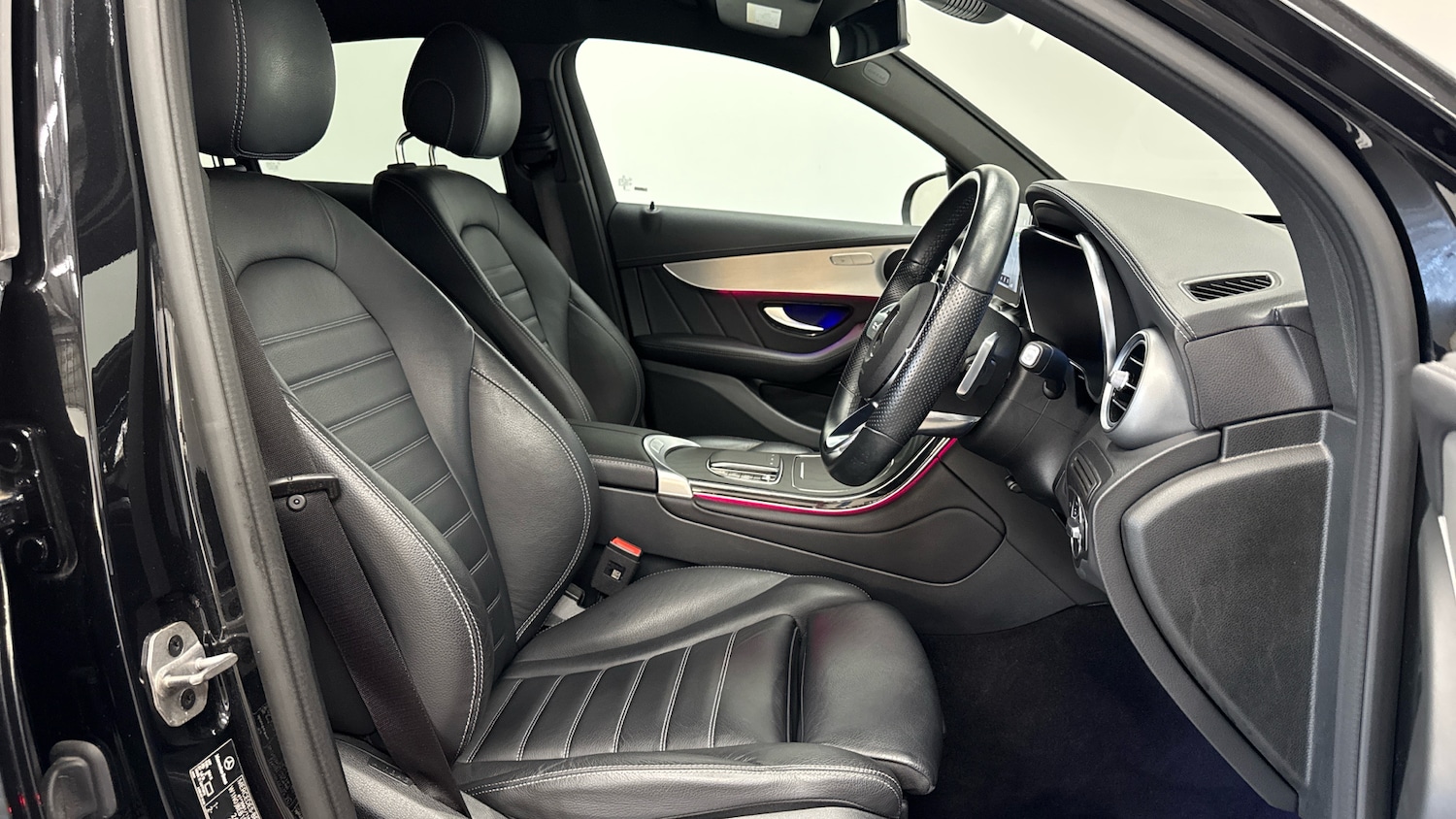 Used Mercedes-Benz GLC 2023 for sale - 76554904: Photo 28