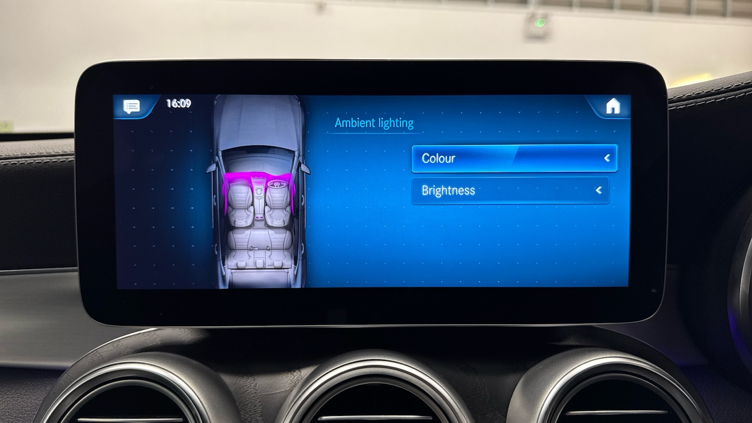 Used Mercedes-Benz GLC 2023 for sale - 76554904: Photo 43