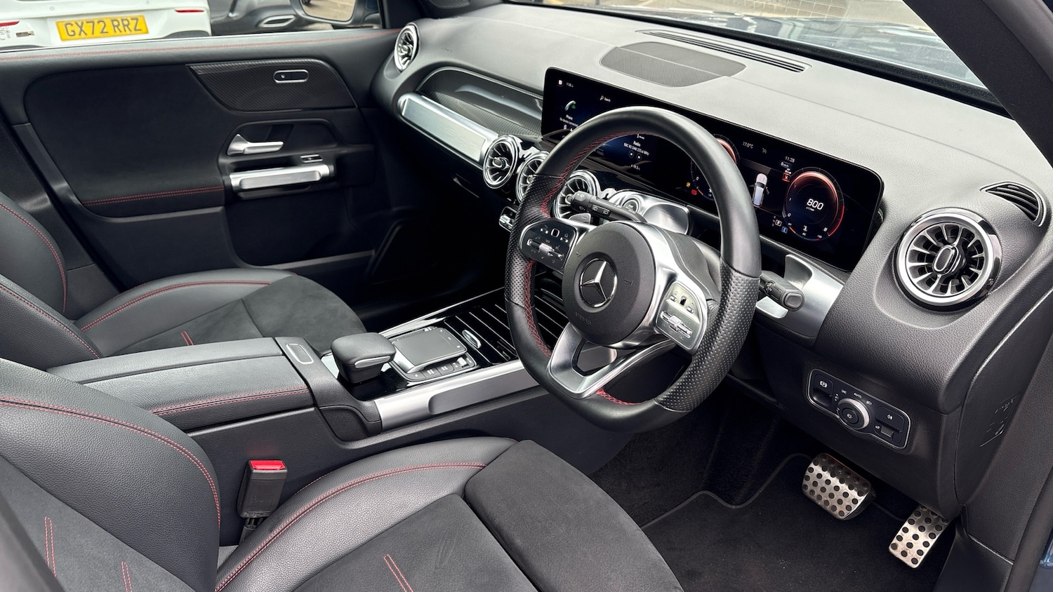 Used Mercedes-Benz GLB 2023 for sale - 76193779: Photo 11