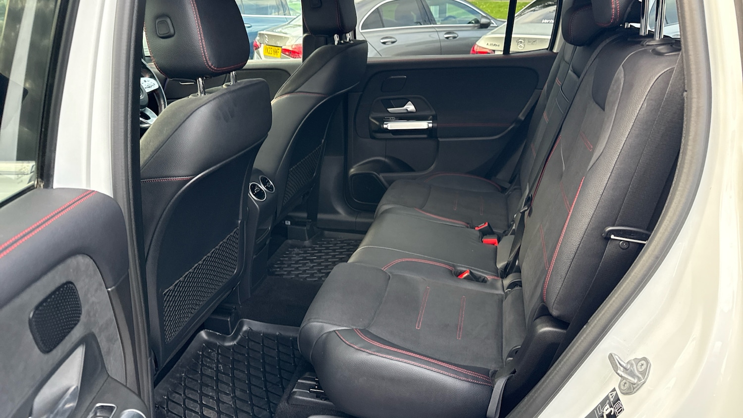 Used Mercedes-Benz GLB 2020 for sale - 76565366: Photo 16