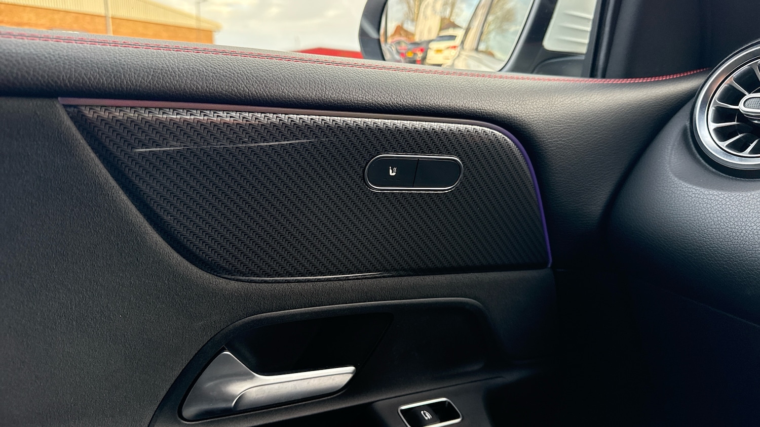 Used Mercedes-Benz GLB 2020 for sale - 76565366: Photo 33