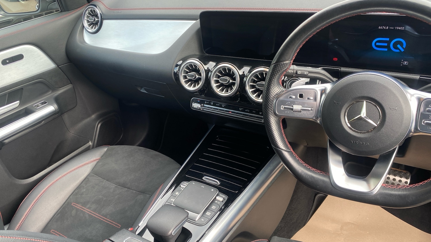 Used Mercedes-Benz EQA 2022 for sale - 76114212: Photo 14