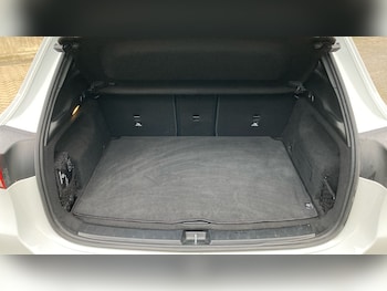 Used Mercedes-Benz GLA 2021 for sale - 77664854: Photo