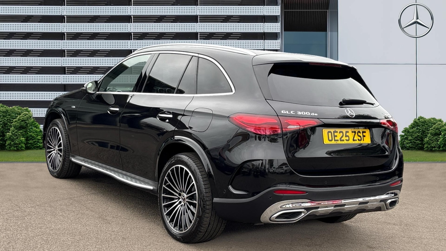 Used Mercedes-Benz GLC 2025 for sale - 76265933: Photo 2