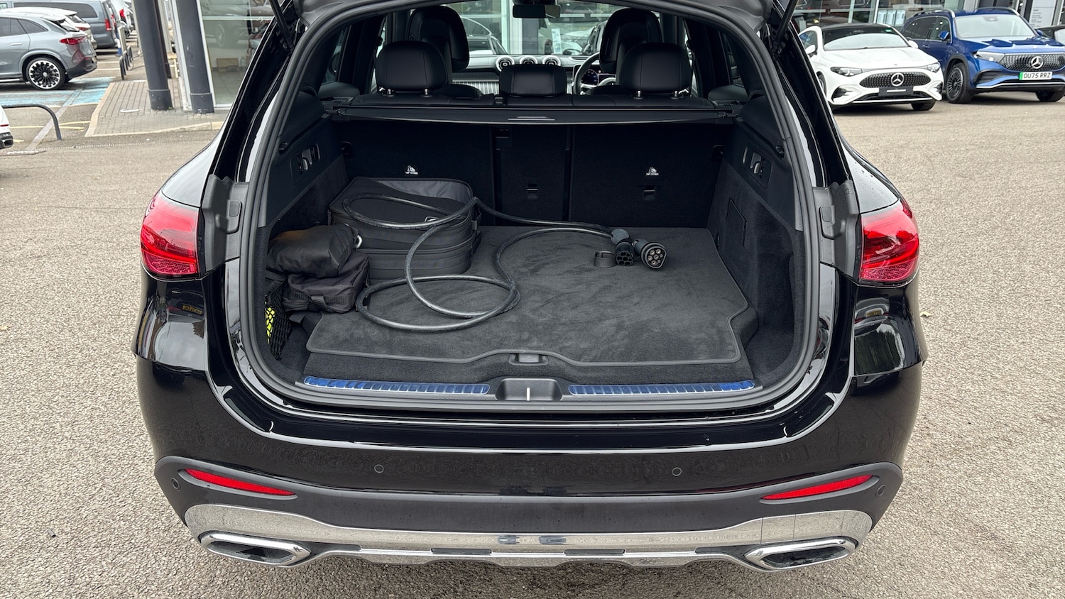 Used Mercedes-Benz GLC 2025 for sale - 76265933: Photo 4