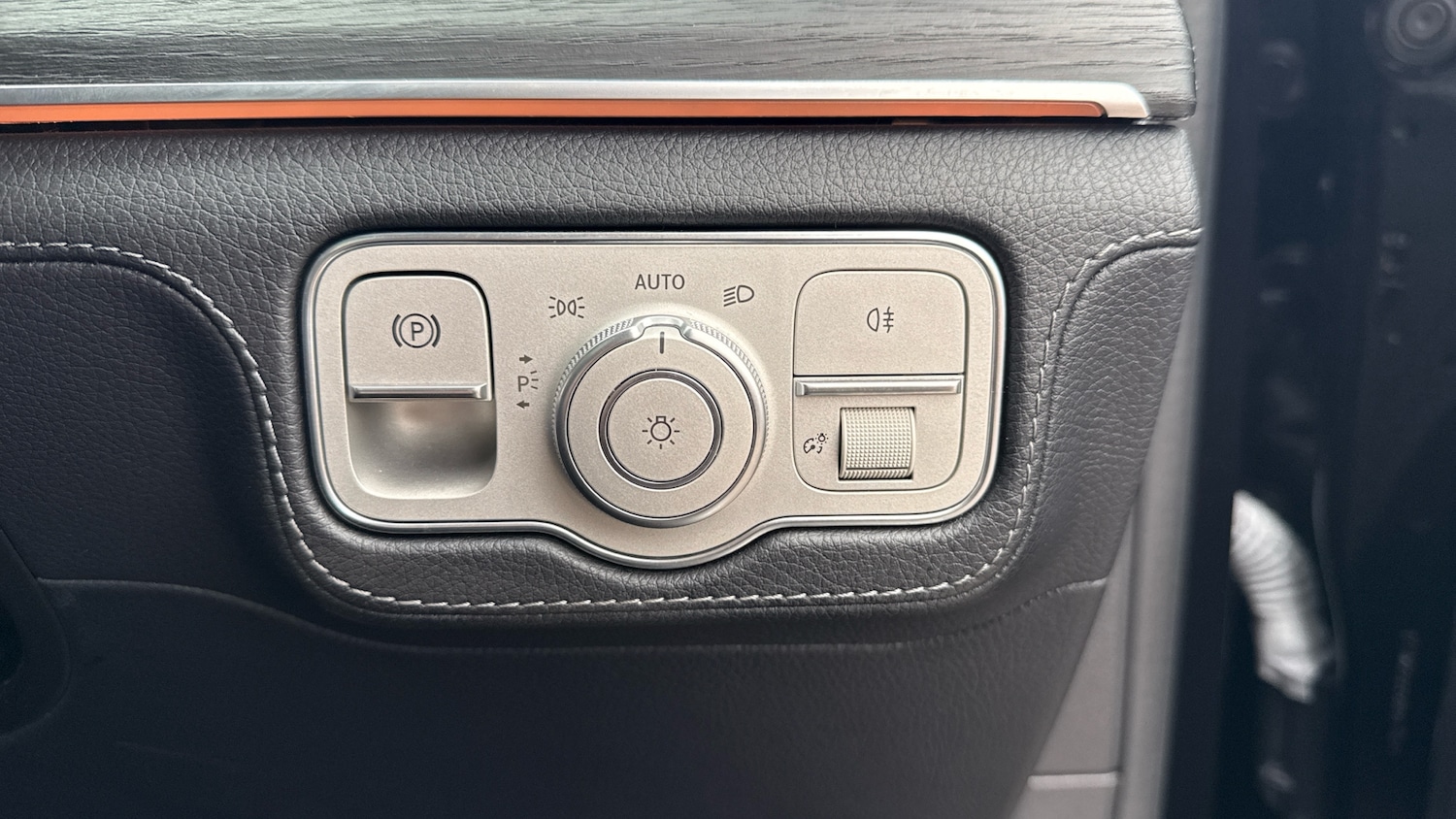 Used Mercedes-Benz GLE 2023 for sale - 77151058: Photo 38