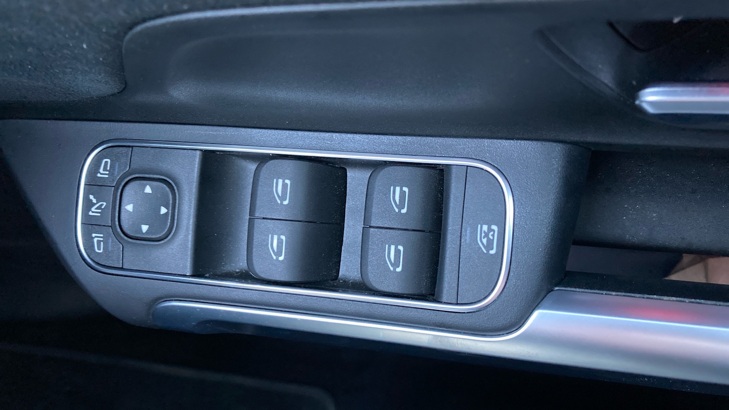 Used Mercedes-Benz EQB 2025 for sale - 76687071: Photo 26