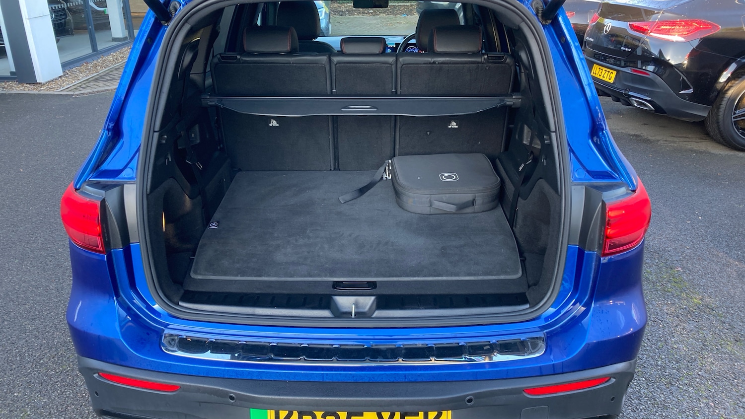 Used Mercedes-Benz EQB 2025 for sale - 76687071: Photo 4