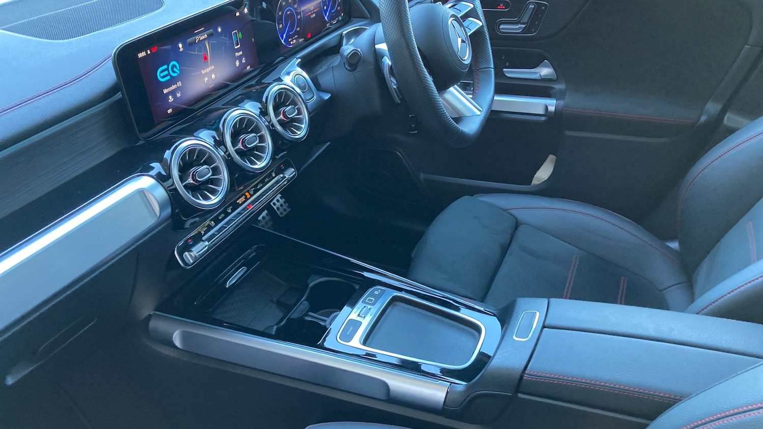 Used Mercedes-Benz EQB 2025 for sale - 76687071: Photo 9