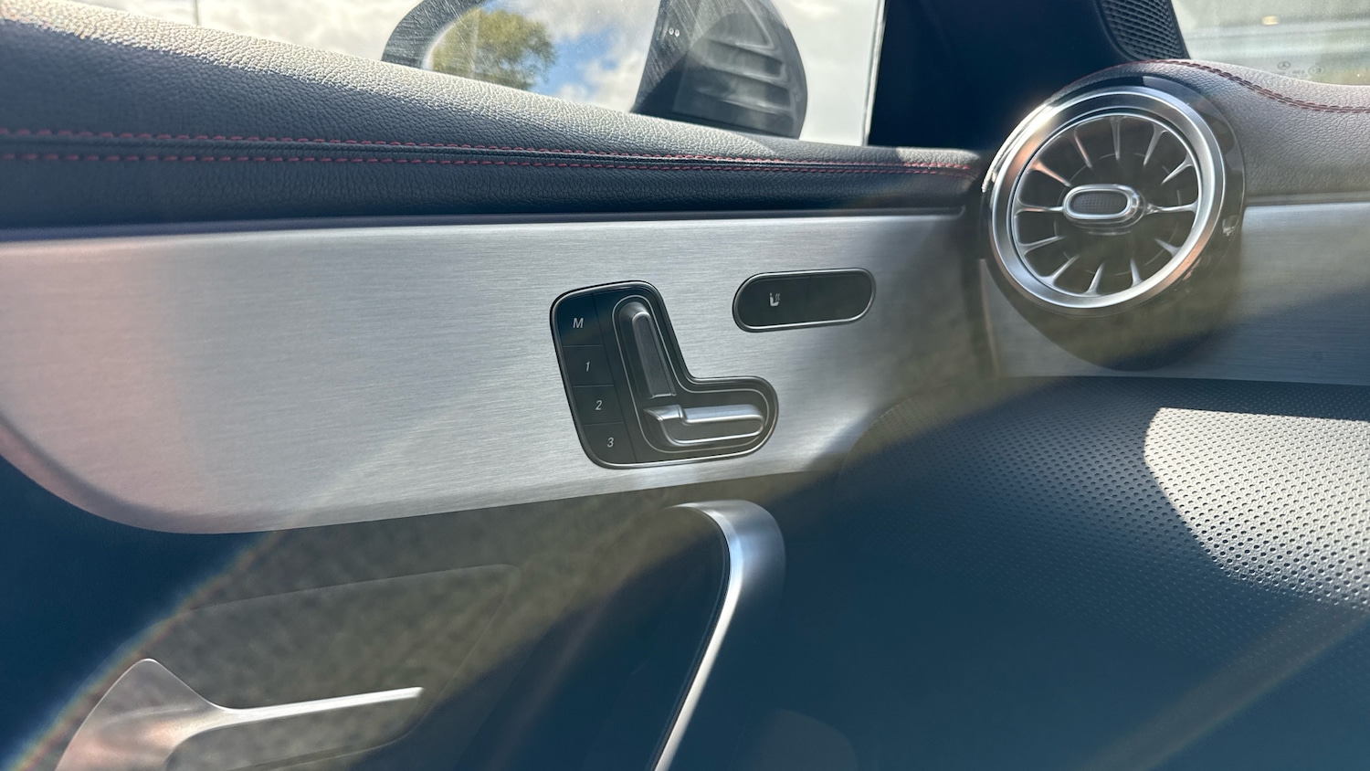 Used Mercedes-Benz CLA 2019 for sale - 75790336: Photo 30