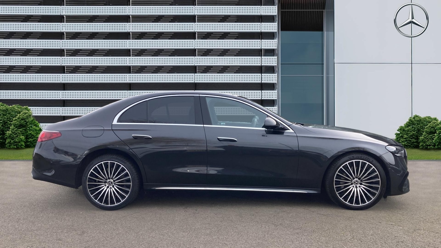 Used Mercedes-Benz E Class 2024 for sale - 77700885: Photo 5