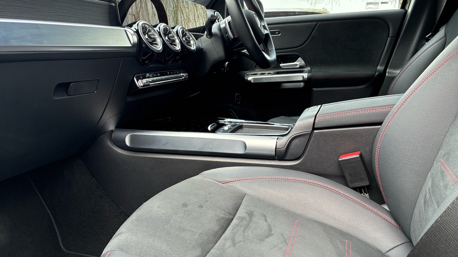 Used Mercedes-Benz EQB 2025 for sale - 78031405: Photo 35