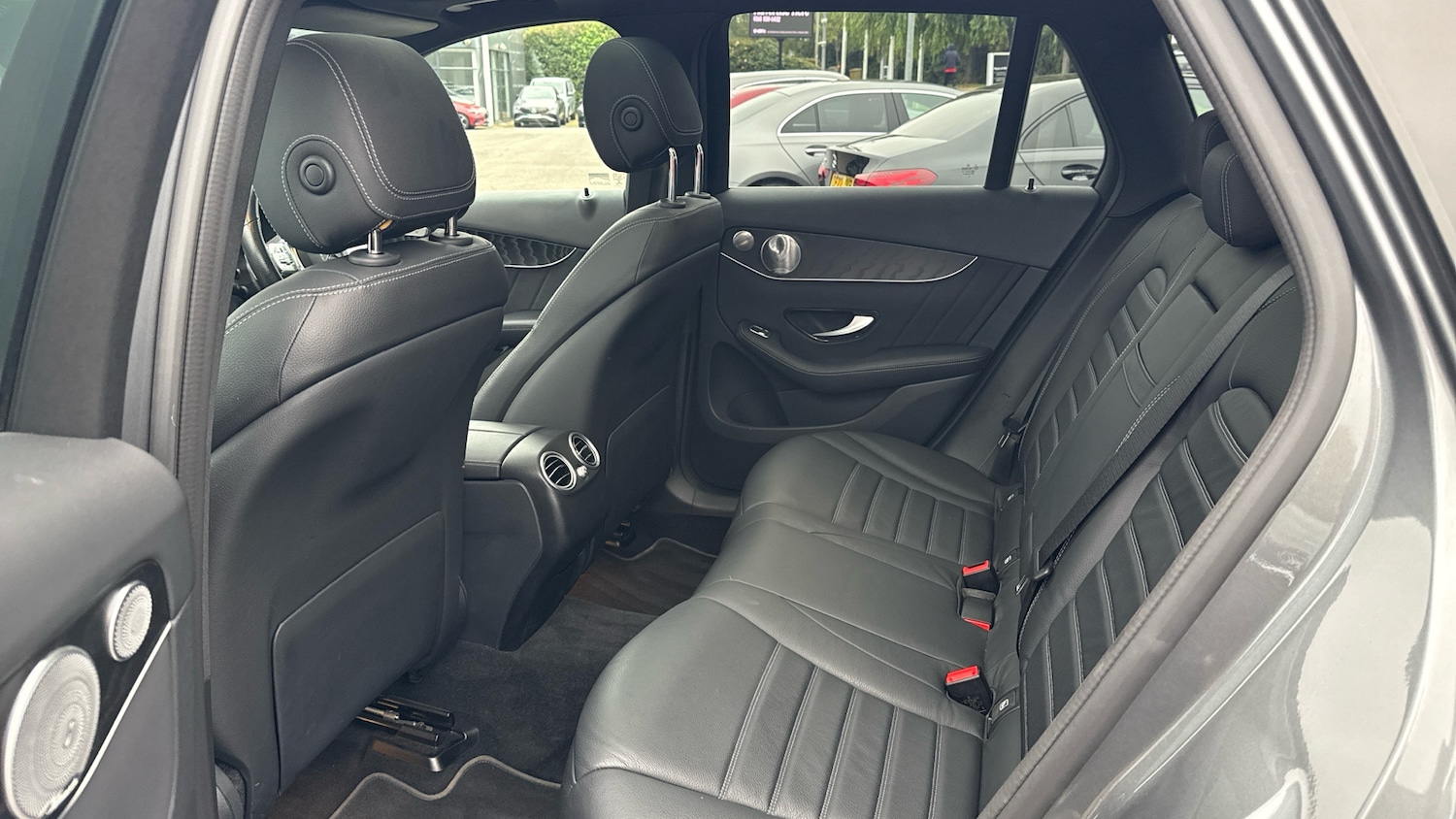 Used Mercedes-Benz GLC 2019 for sale - 76263189: Photo 16