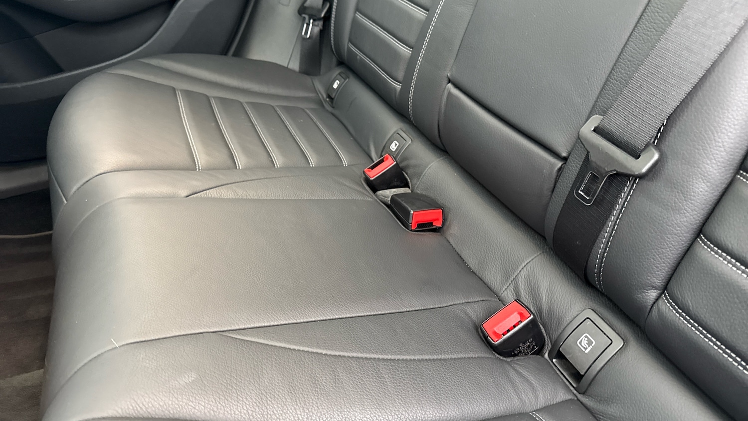 Used Mercedes-Benz GLC 2019 for sale - 76263189: Photo 17