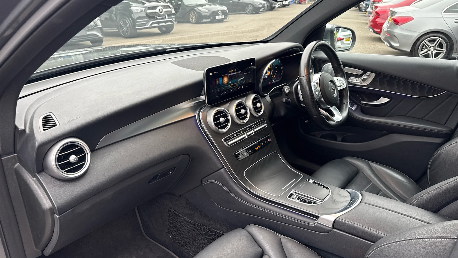 Used Mercedes-Benz GLC 2019 for sale - 76263189: Photo 9