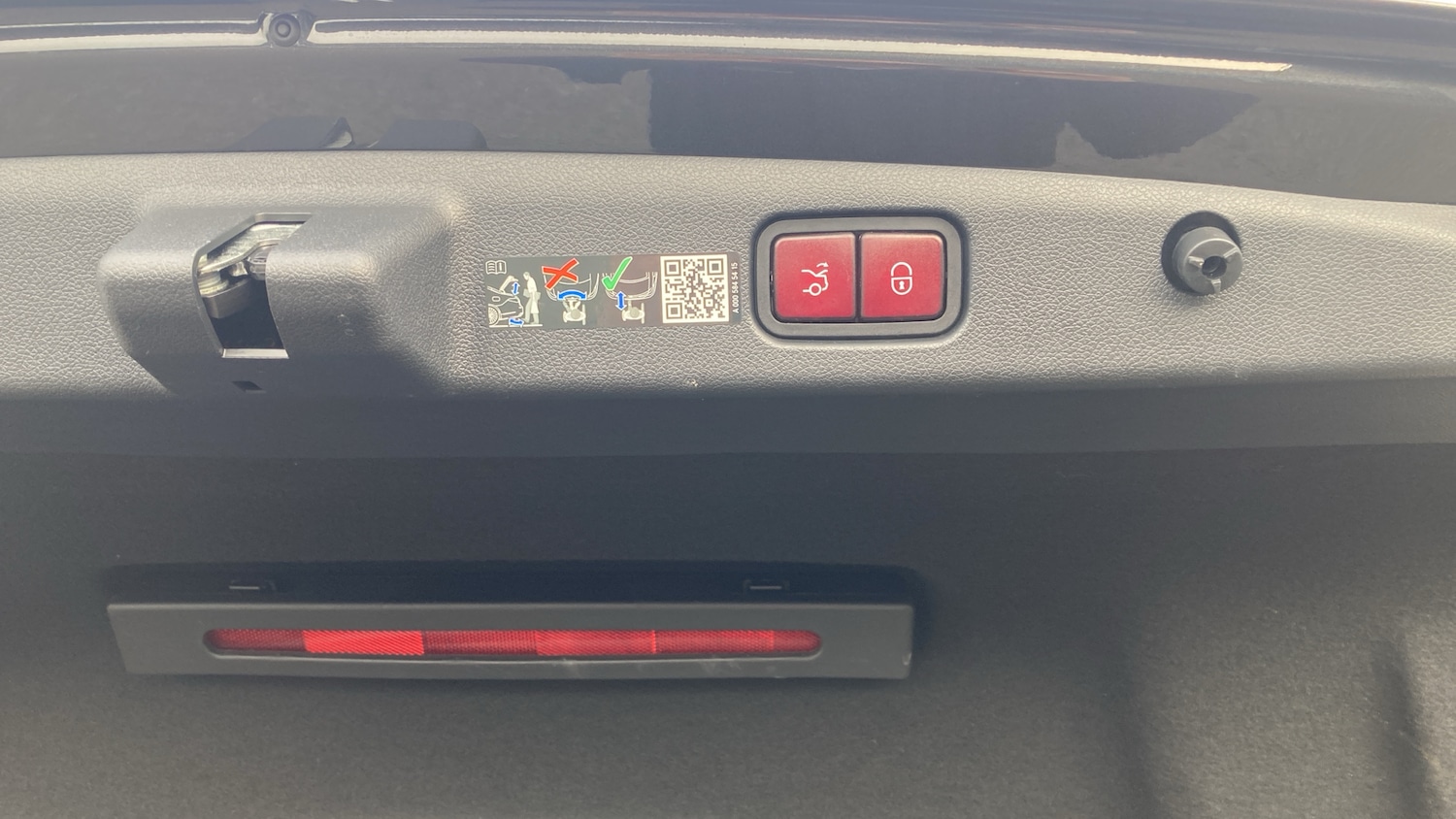 Used Mercedes-Benz E Class 2024 for sale - 77643607: Photo 36