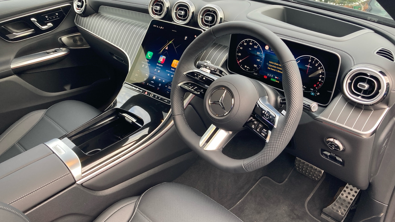 Used Mercedes-Benz GLC 2025 for sale - 77730773: Photo 11