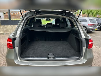 Used Mercedes-Benz GLC 2019 for sale - 78540634: Photo
