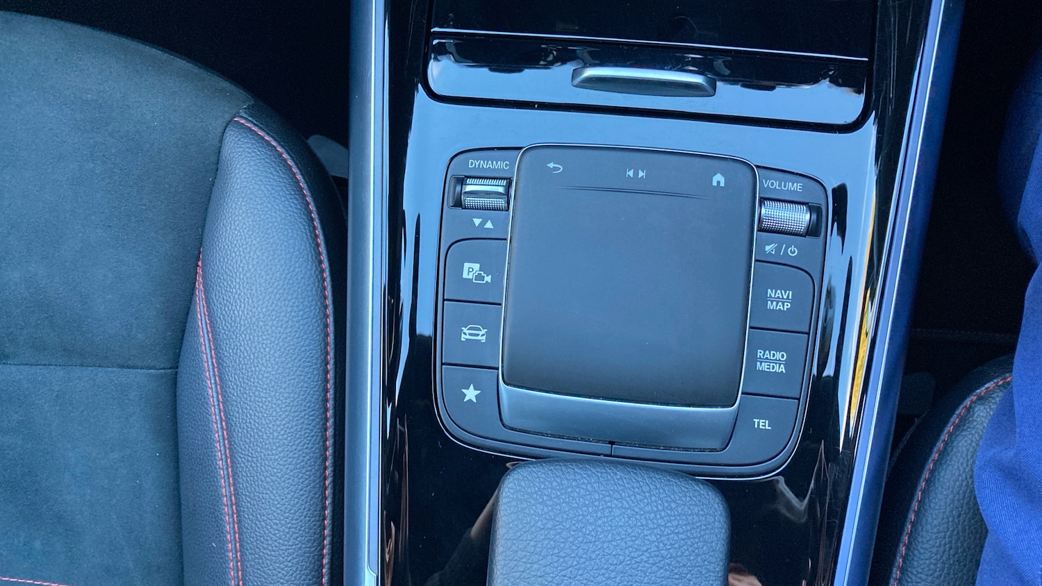 Used Mercedes-Benz GLA 2021 for sale - 77026032: Photo 33