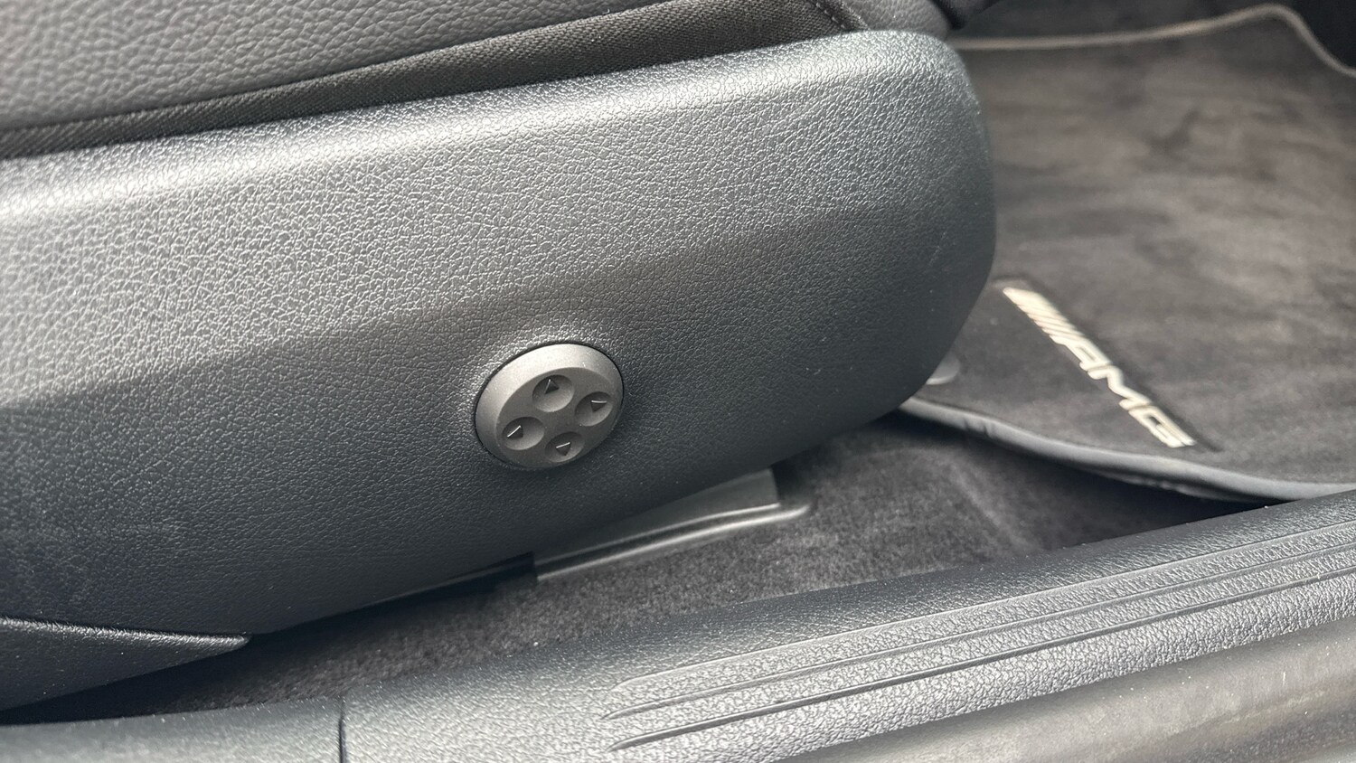 Used Mercedes-Benz C Class 2023 for sale - 76211615: Photo 34
