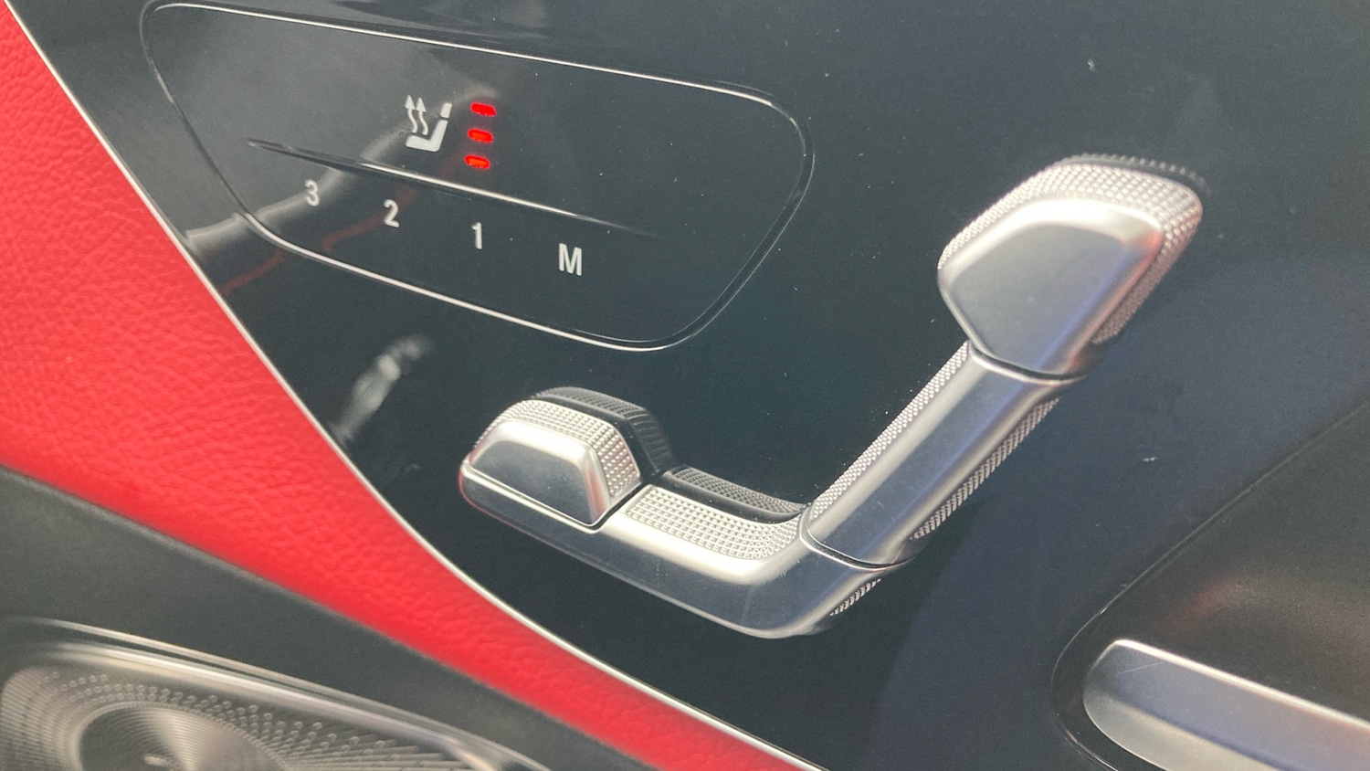 Used Mercedes-Benz GLC 2024 for sale - 77337526: Photo 24