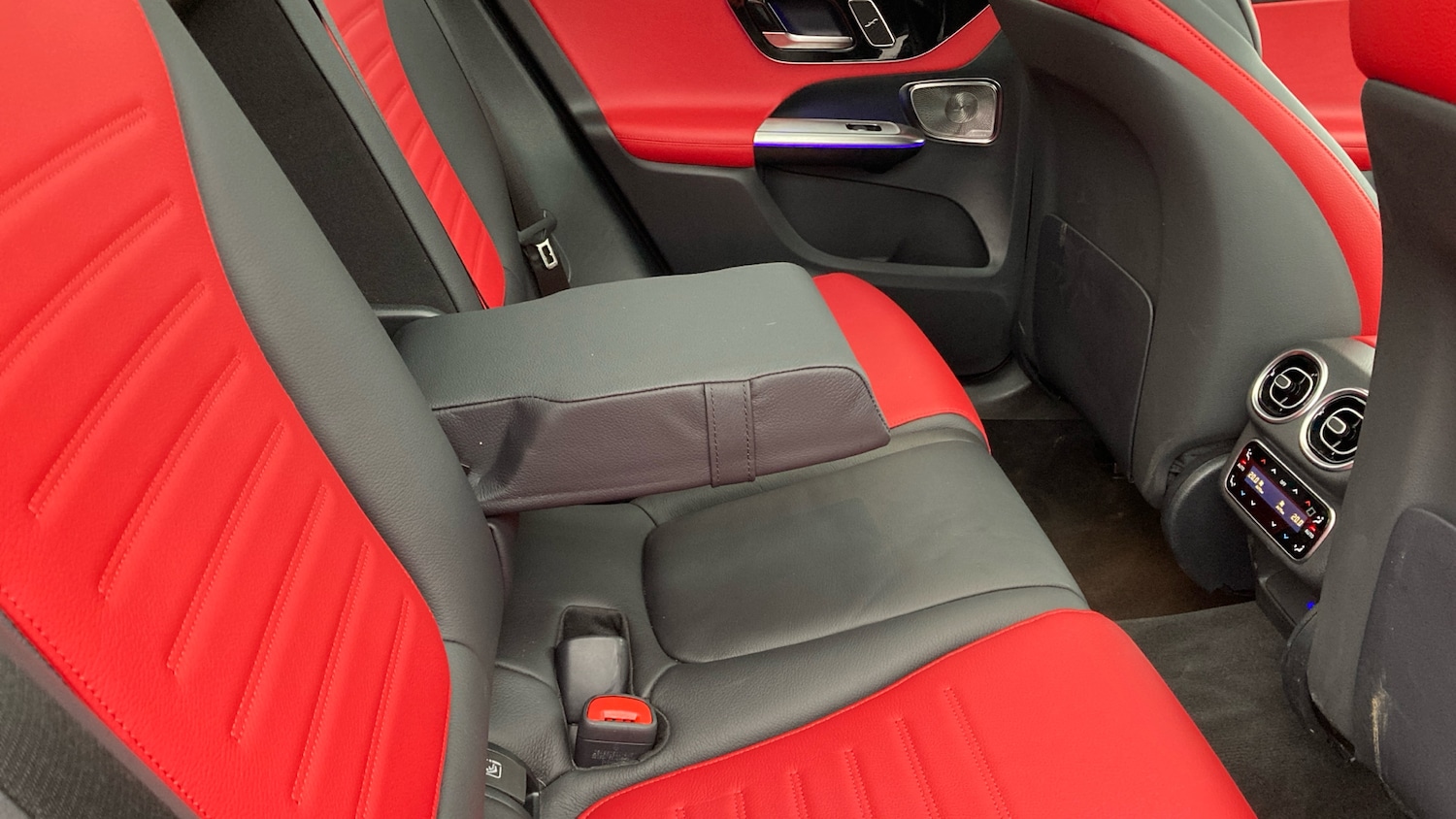 Used Mercedes-Benz GLC 2024 for sale - 77337526: Photo 36