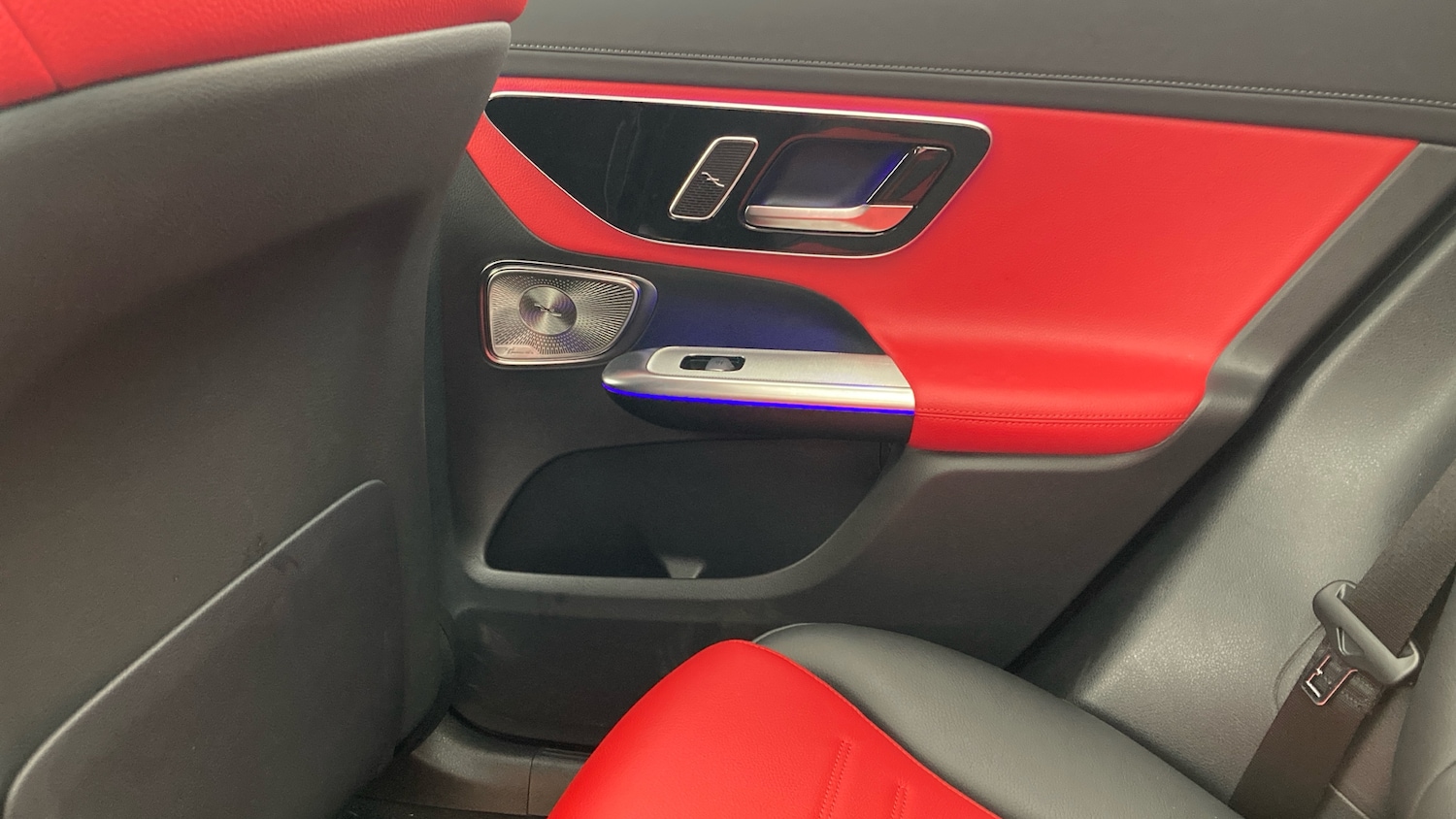 Used Mercedes-Benz GLC 2024 for sale - 77337526: Photo 38