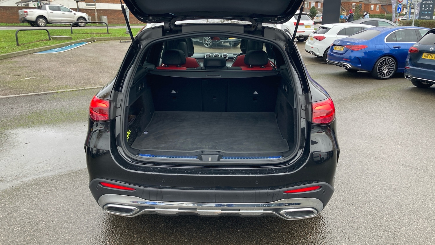 Used Mercedes-Benz GLC 2024 for sale - 77337526: Photo 4