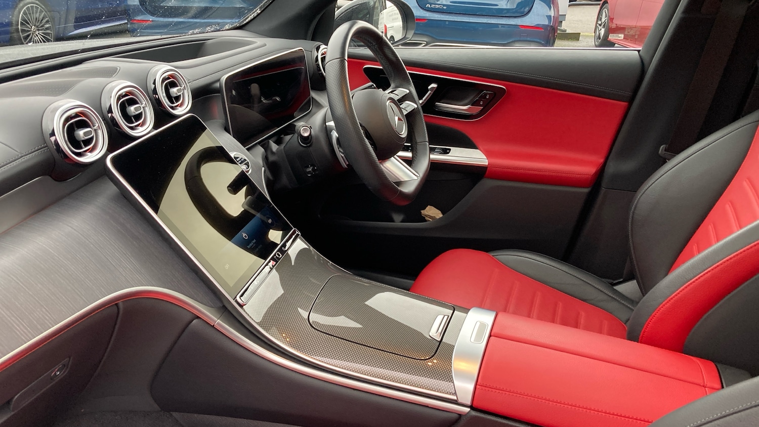 Used Mercedes-Benz GLC 2024 for sale - 77337526: Photo 9